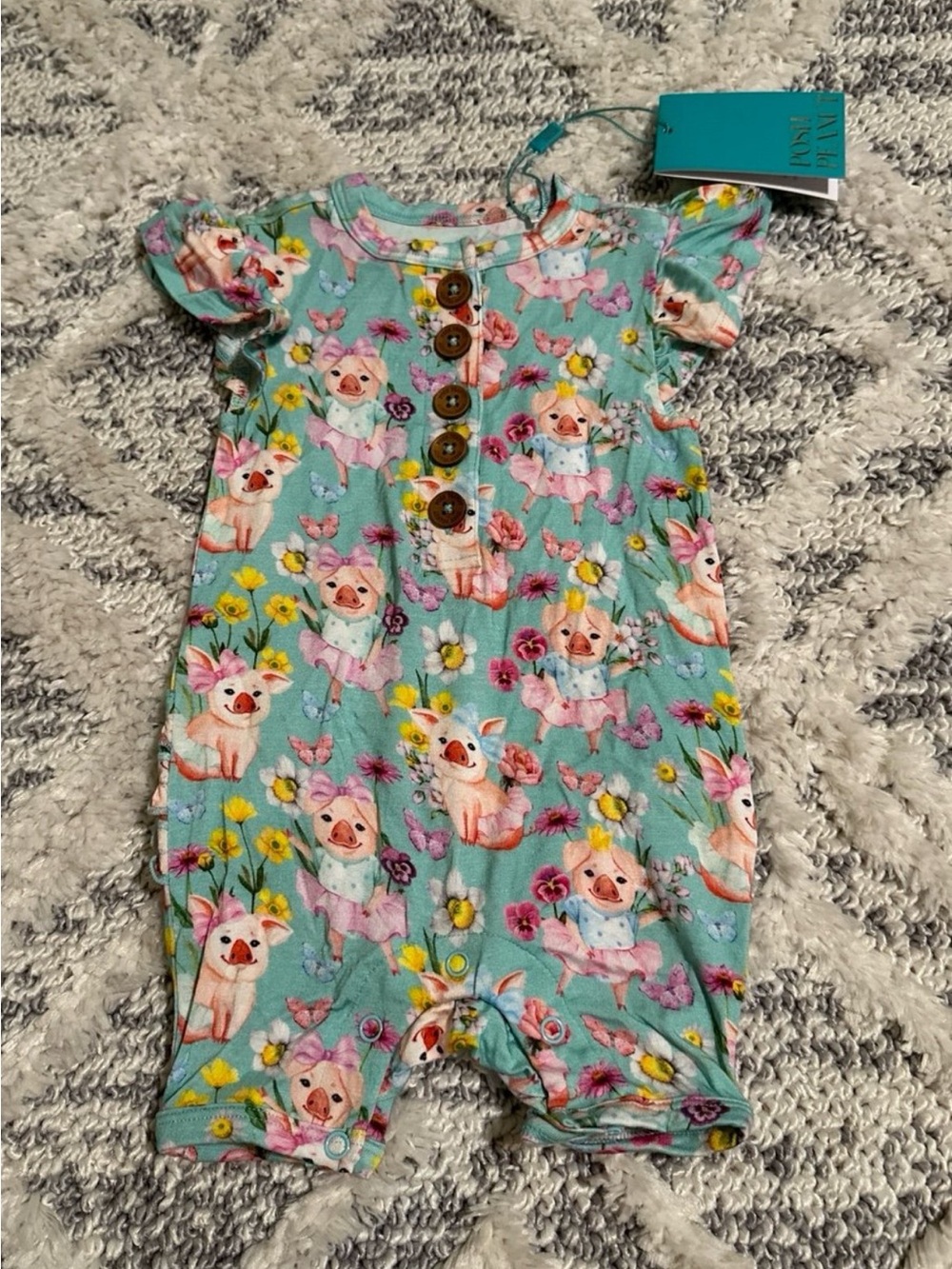 NWT Posh Peanut Ruffle Missy Pig Shortie Henley Romper - 0-3 Months Bamboo